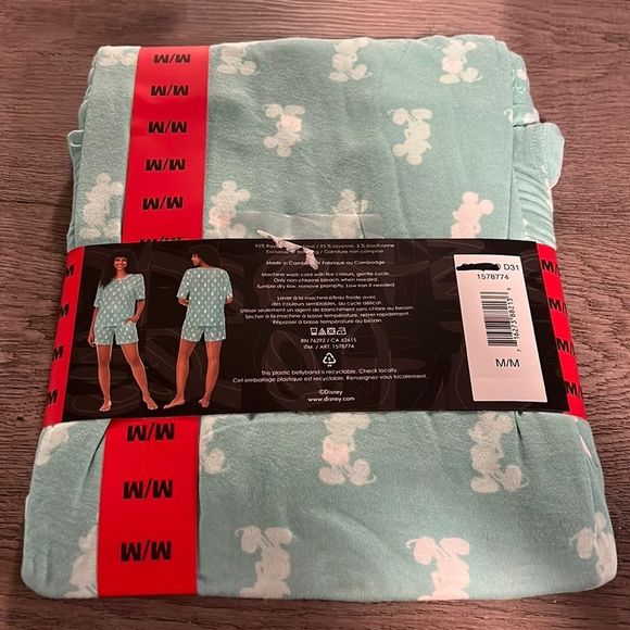 Disney Mickey Short Pyjama set w/ pockets (M/L) - new with tag - Picture 2 of 8